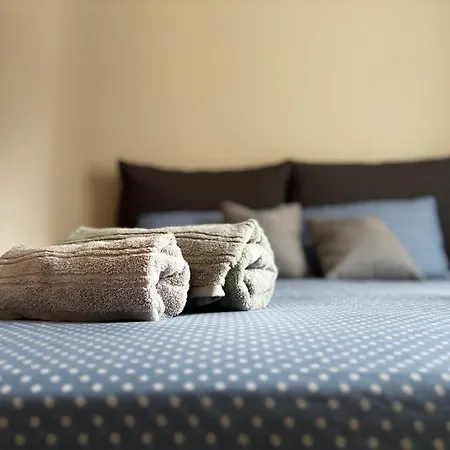 Elegante Bilocale A Due Passi Dal Centro Apartman *